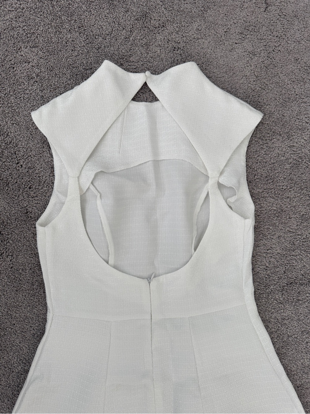 Dress - Picture 3 of 3